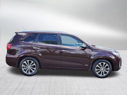 Used 2014 Kia Sorento SX w/ 3rd Row Package AWD/4WD image 8
