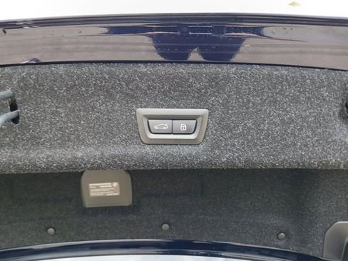 New 2026 BMW 330i Sedan image 10