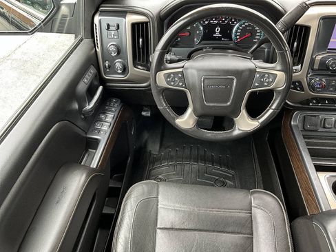 Used 2017 GMC Sierra 2500 Denali AWD/4WD image 26