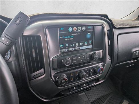 Used 2018 Chevrolet Silverado 1500 LT w/ All Star Edition image 18
