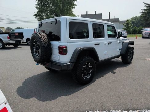 Used 2023 Jeep Wrangler Unlimited Rubicon 4xe w/ Cold Weather Group AWD/4WD image 12