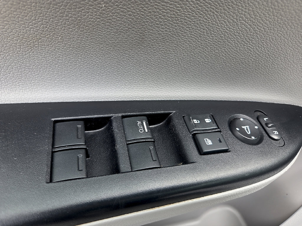 Used 2015 Honda Accord LX image 15