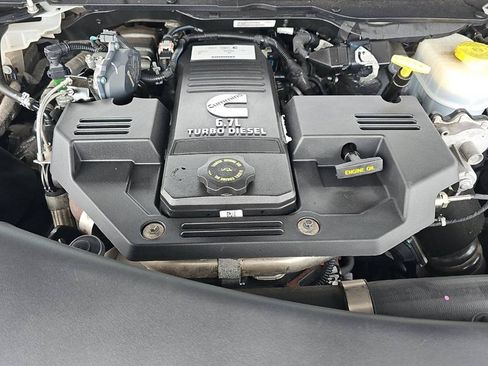 Used 2019 RAM 3500 Limited w/ Max Tow Package AWD/4WD image 9