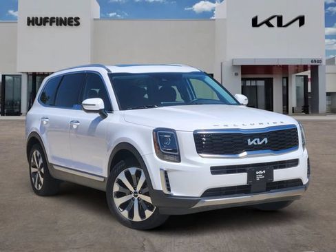 Used 2022 Kia Telluride S FWD image 1