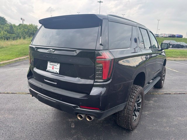 Used 2025 Chevrolet Tahoe Z71 AWD/4WD image 3
