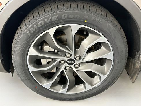 Used 2021 Lincoln Nautilus Reserve w/ Equipment Group 201A AWD/4WD image 11