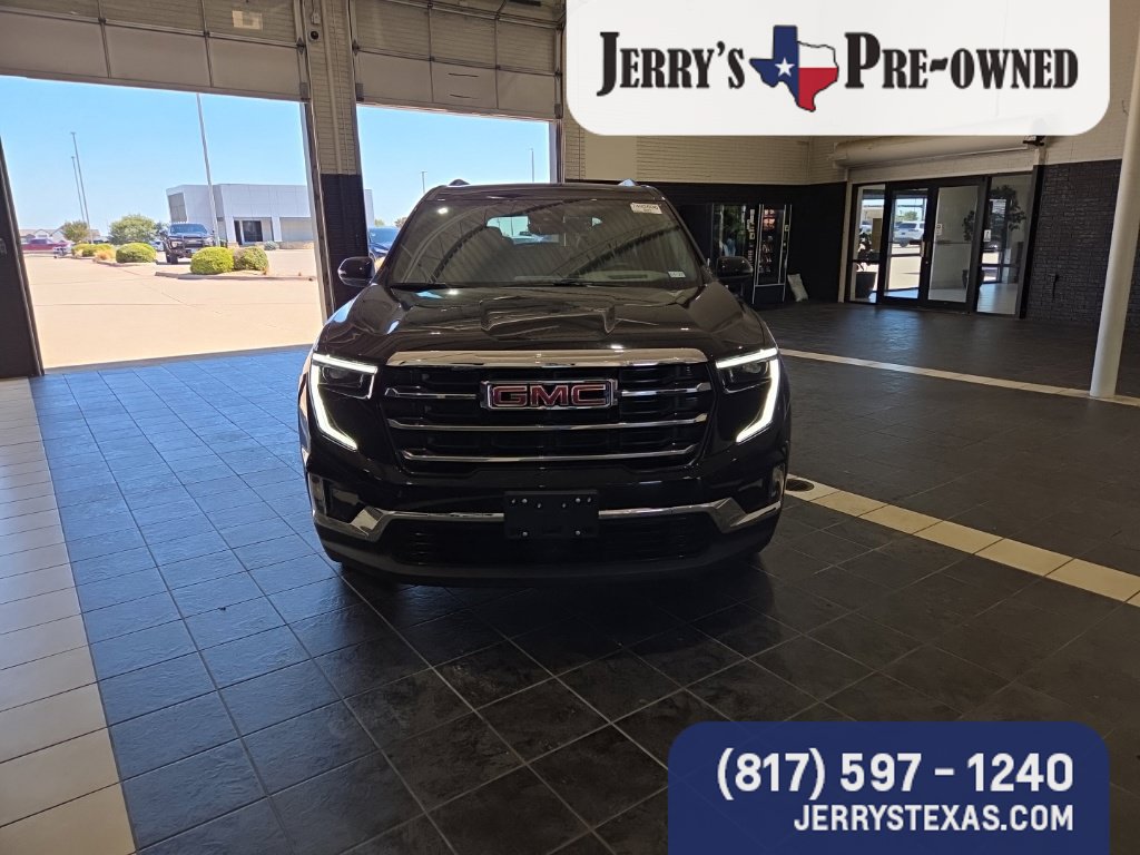 Used 2026 GMC Acadia Elevation w/ Elevation Premium Package FWD image 2