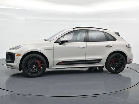 Certified 2024 Porsche Macan GTS AWD/4WD image 2