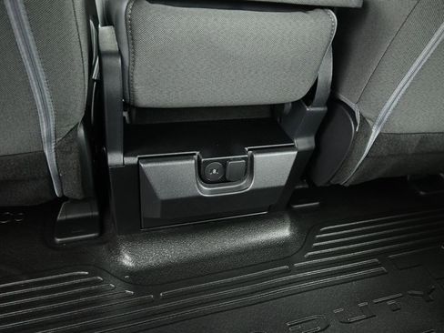 New 2026 Ford F350 XL w/ XL Chrome Package image 18