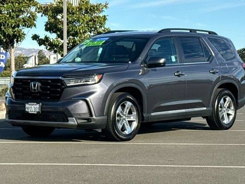 Certified 2025 Honda Pilot EX-L image 8