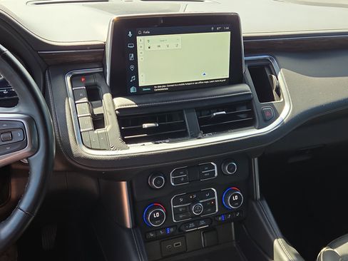 Used 2023 Chevrolet Tahoe Premier RWD image 26