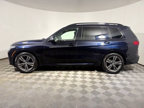 Used 2022 BMW X7 xDrive40i w/ M Sport Package AWD/4WD image 3