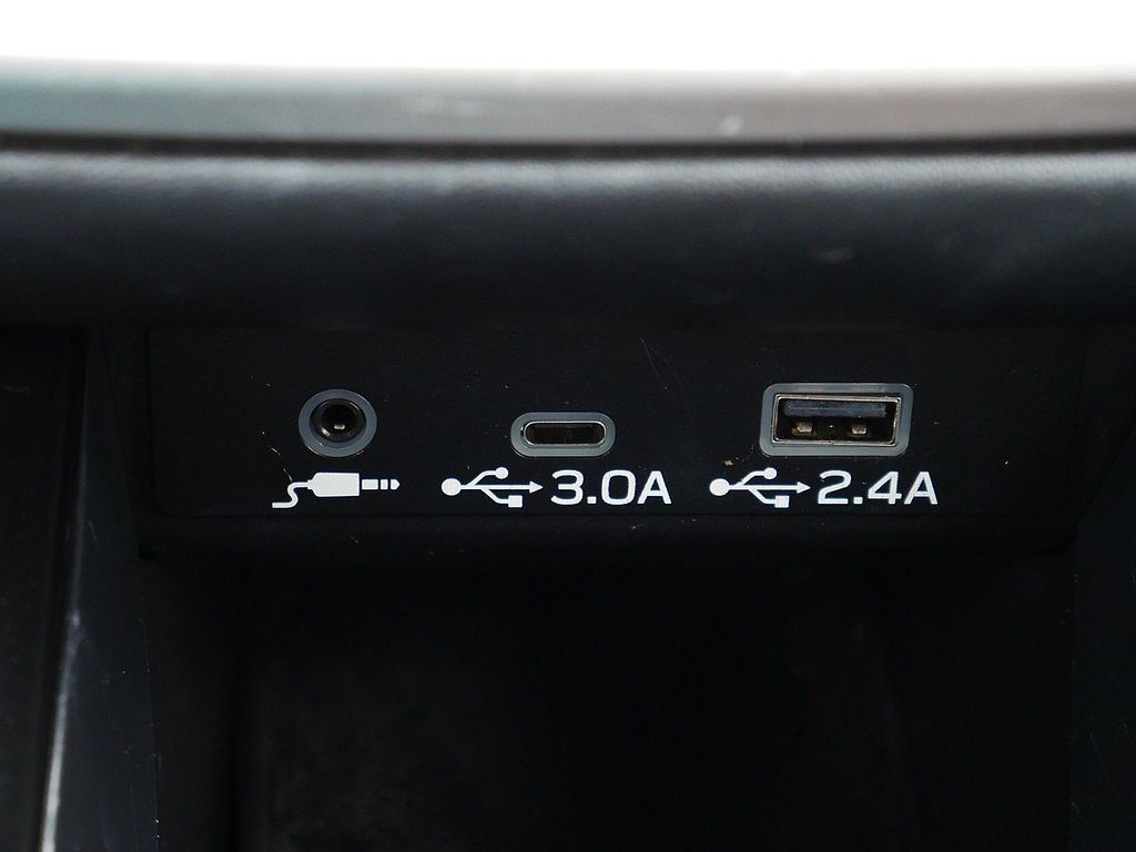 Used 2024 Subaru Outback Premium AWD/4WD image 41