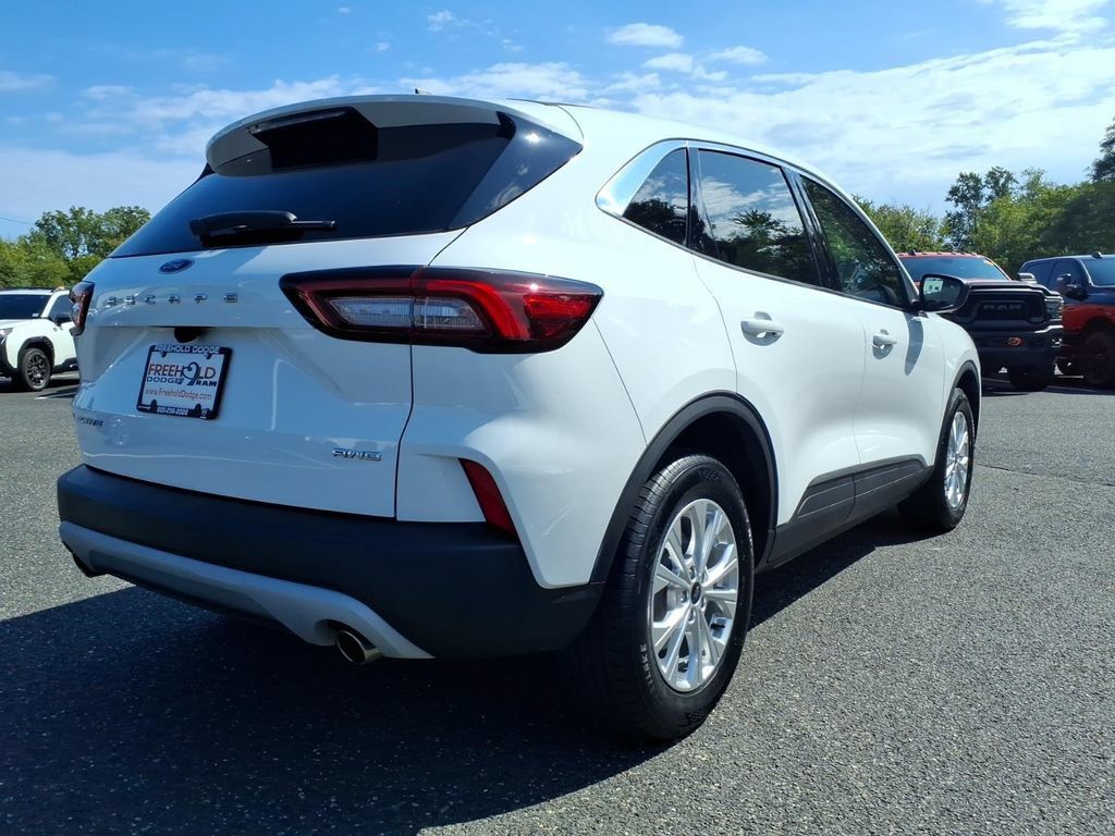 Used 2023 Ford Escape Active AWD/4WD image 19