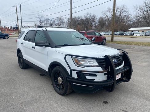 Used 2018 Ford Explorer Police 4WD image 1