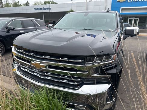 Used 2020 Chevrolet Silverado 1500 LTZ AWD/4WD image 15