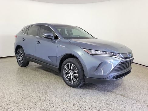 Used 2021 Toyota Venza LE AWD/4WD image 4