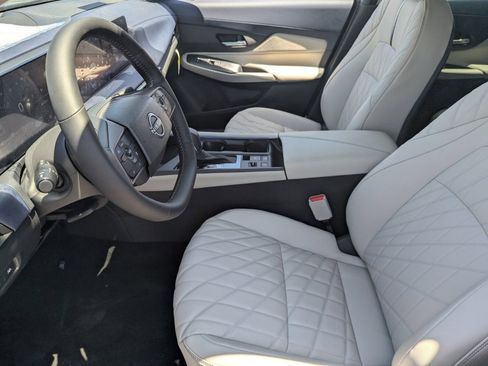 New 2026 Nissan Sentra SL FWD image 10