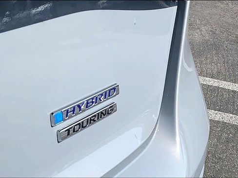 Used 2024 Honda Accord Touring image 9