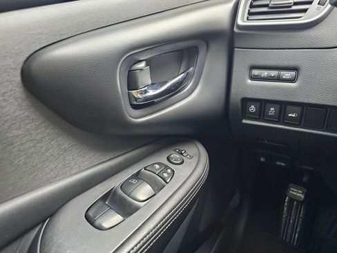 Used 2019 Nissan Murano SV image 40