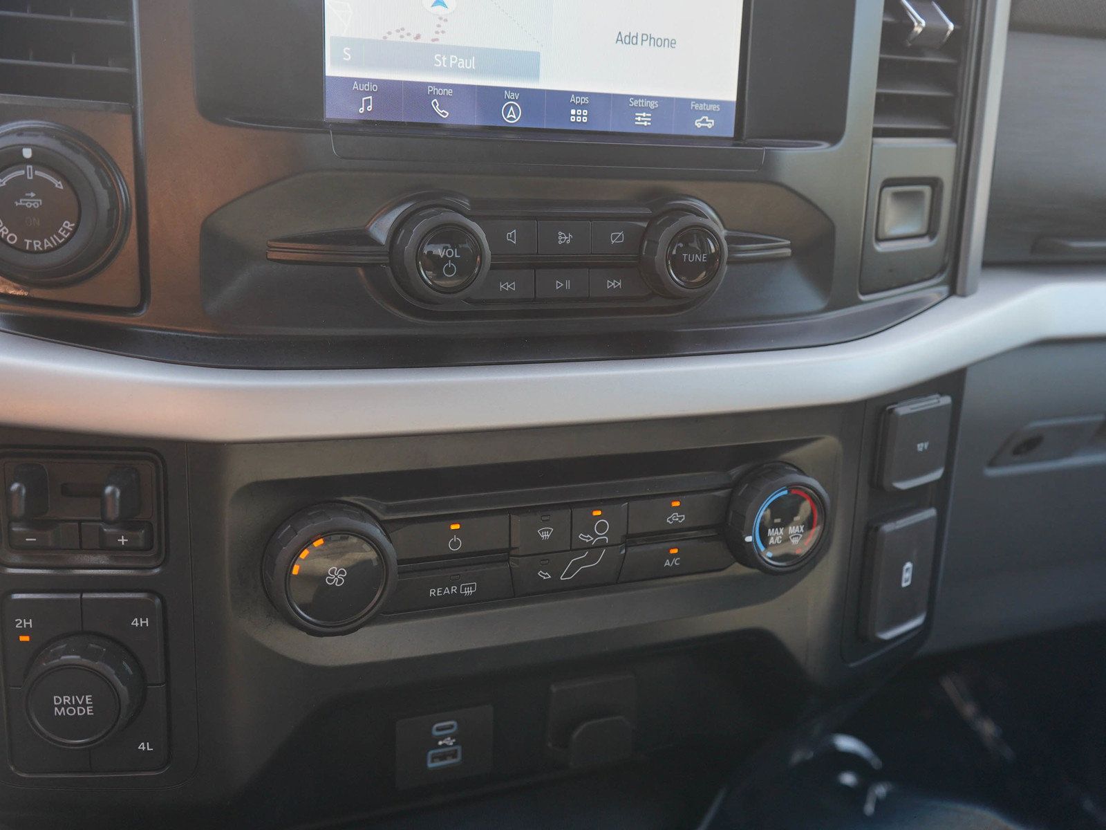 Used 2023 Ford F150 XLT w/ Trailer Tow Package AWD/4WD image 22