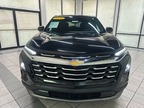 Used 2026 Chevrolet Equinox LT FWD image 12