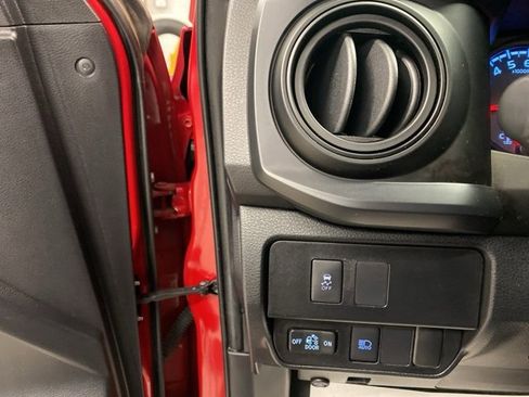 Used 2021 Toyota Tacoma SR image 14