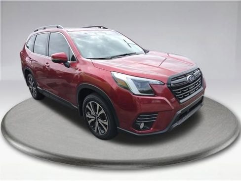Used 2023 Subaru Forester Limited AWD/4WD image 3