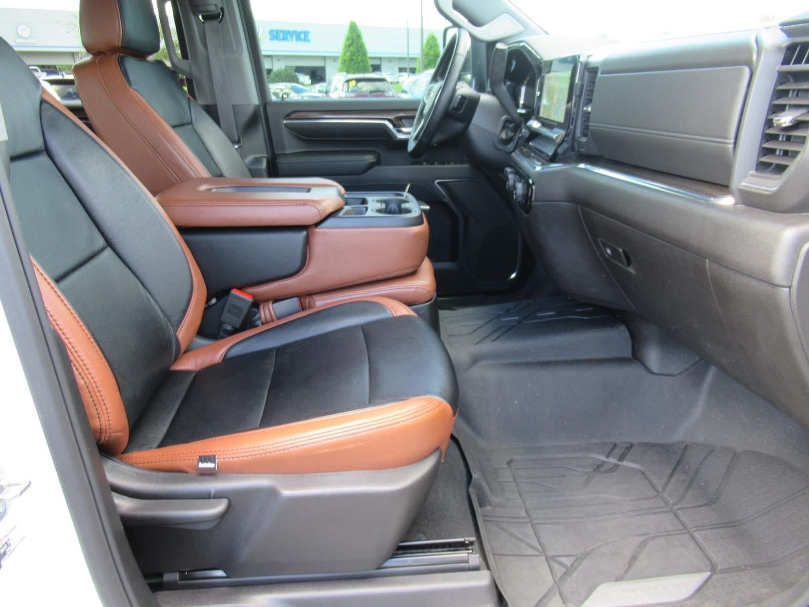Used 2024 Chevrolet Silverado 2500 LT w/ All Star Edition AWD/4WD image 10