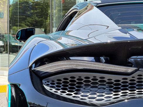 Used 2022 McLaren 765LT RWD image 38