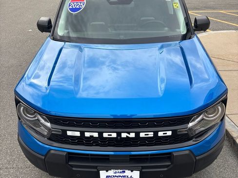 Used 2025 Ford Bronco Sport Outer Banks w/ Outer Banks Tech Package+ AWD/4WD image 8