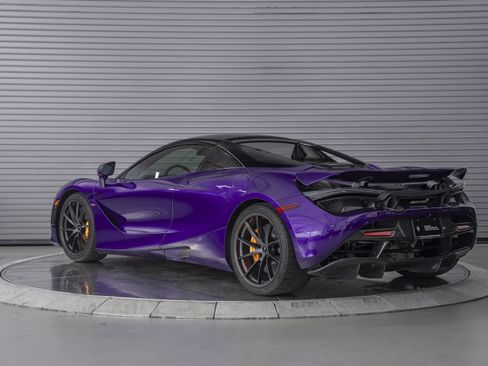 Used 2022 McLaren 720S Spider RWD image 11