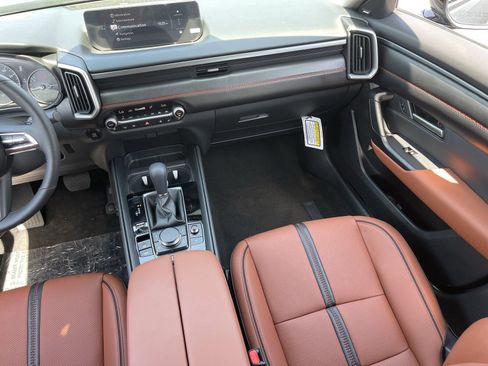 Used 2025 MAZDA CX-50 AWD 2.5 Turbo w/ Premium Pkg image 19