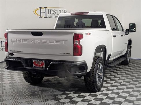 Used 2023 Chevrolet Silverado 2500 Custom w/ Custom Value Package image 7