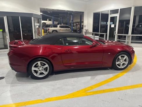 Used 2023 Chevrolet Camaro LT RWD image 9