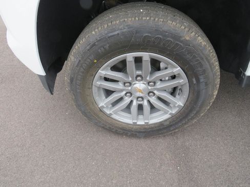 New 2026 Chevrolet Colorado LT w/ Advanced Trailering Package image 2