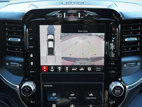 Used 2024 RAM 2500 Laramie w/ Night Edition image 15