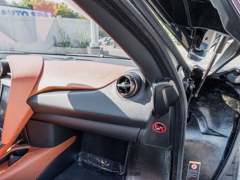 Used 2018 McLaren 720S Luxury image 48