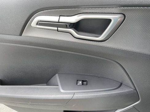 Certified 2024 Kia Sportage LX FWD image 13