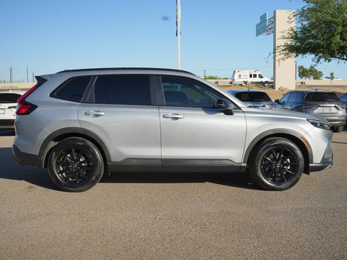 Used 2026 Honda CR-V Sport image 4