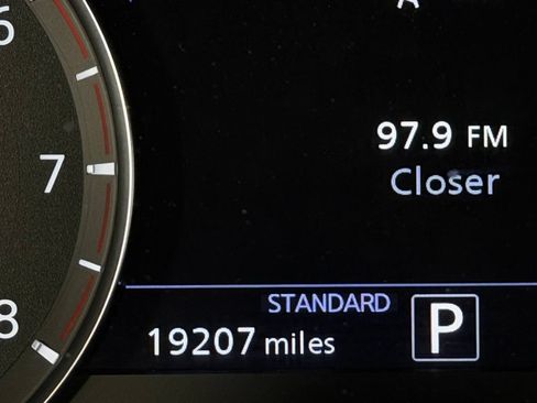Used 2025 INFINITI QX50 Luxe AWD/4WD image 16