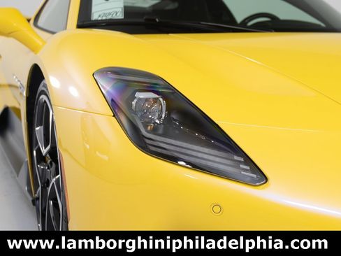 Used 2023 Maserati MC20 Coupe image 39