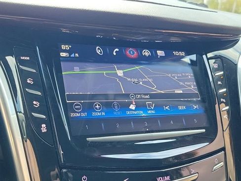 Used 2020 Cadillac Escalade Luxury RWD image 31