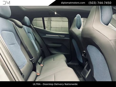 Used 2025 Volvo EX30 Ultra AWD/4WD image 20