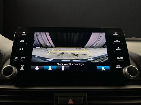 Used 2022 Honda Accord Sport image 25