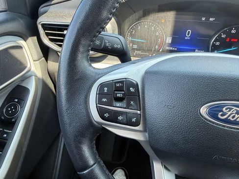 Used 2023 Ford Explorer XLT w/ Equipment Group 202A AWD/4WD image 20