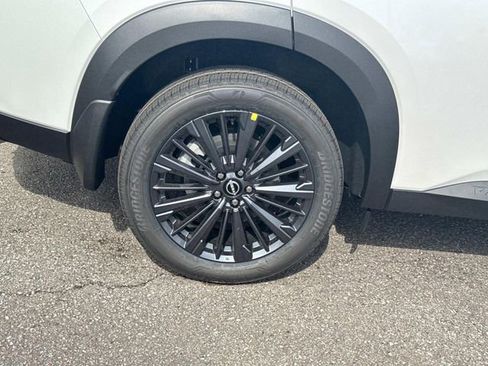 New 2026 Nissan Pathfinder SL image 11