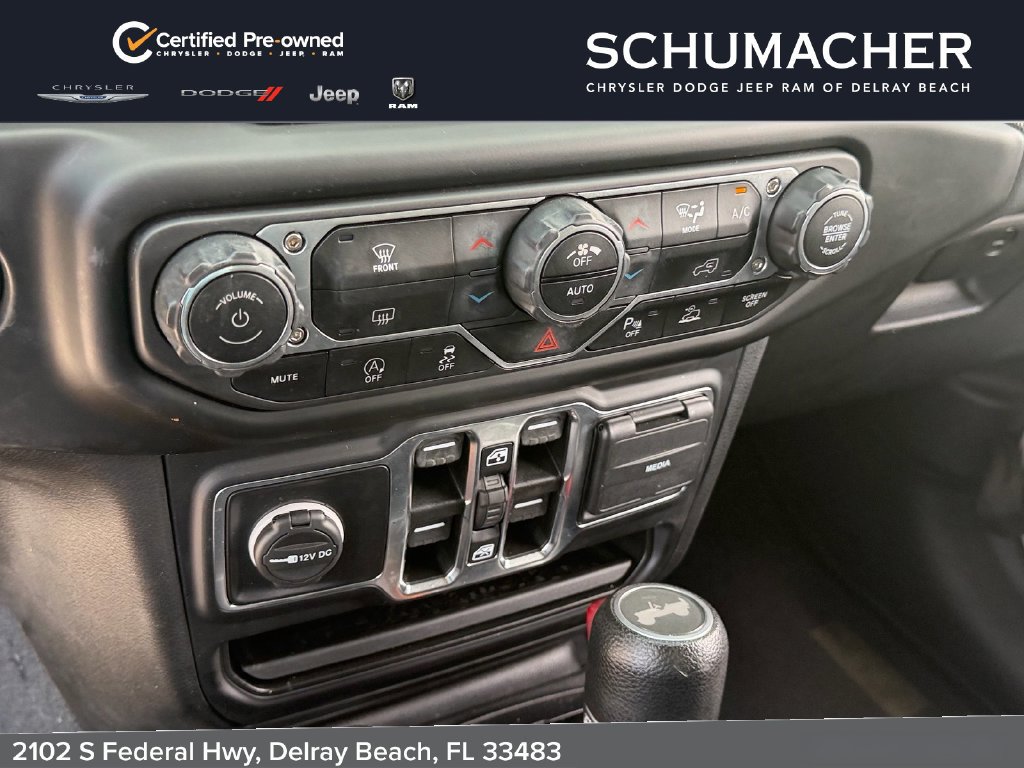 Certified 2022 Jeep Wrangler Unlimited Sport w/ Sun And Sound Package AWD/4WD image 20