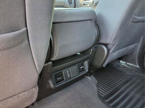 Used 2024 Chevrolet Silverado 1500 Custom Trail Boss AWD/4WD image 10