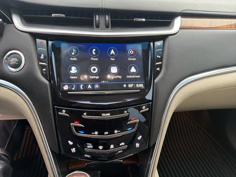 Used 2018 Cadillac XTS Luxury w/ Driver Awareness Package image 17